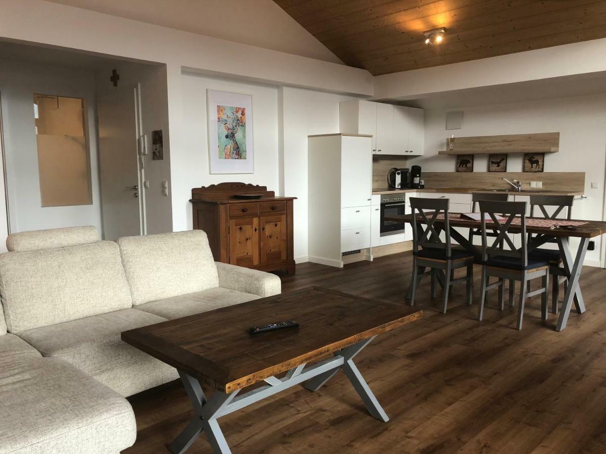 Apartment Dachjuchhe Zum See - Grosszugige 3-Zimmer-Dachgeschoss-Wohnung, Top Modern Und Sehr Zentral ชลีเอร์ซี ภายนอก รูปภาพ